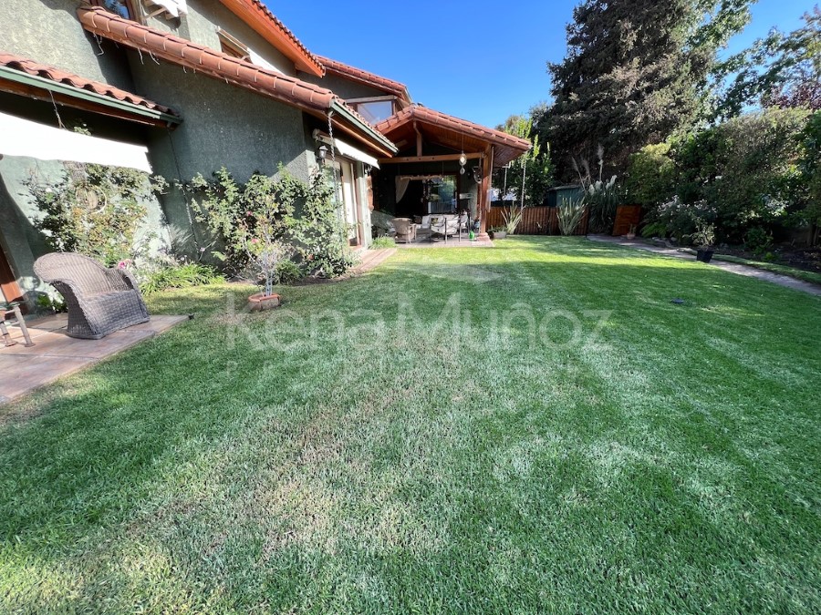 OPORTUNIDAD!! CASA EN CONDOMINIO CON AMPLIOS ESPACIOS
